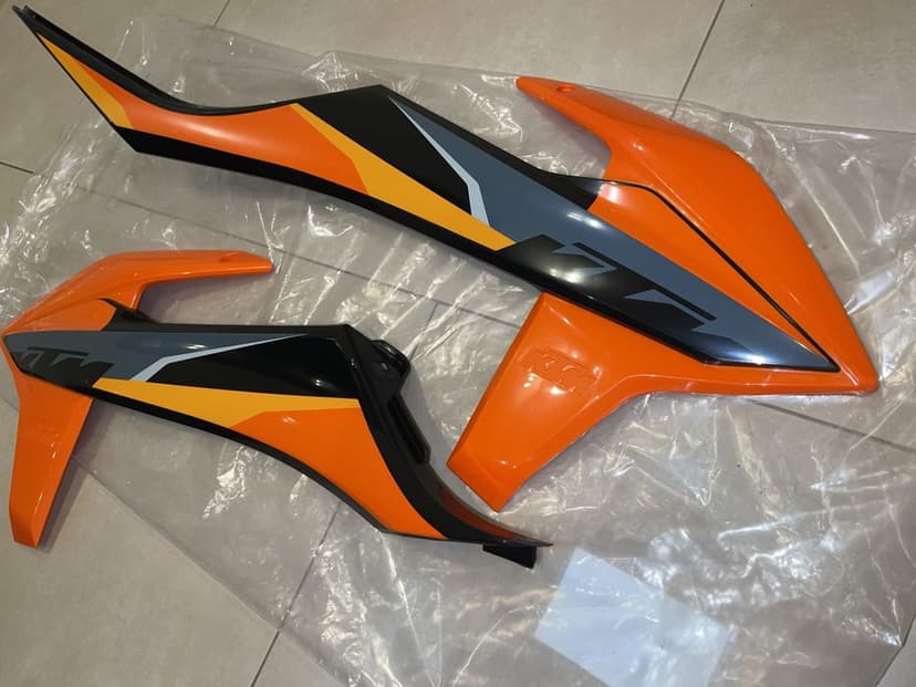 Ktm 20-23 plastiki excf tpi sxf sx 19-22 boczki zbiornika baku nowe