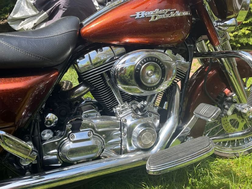 Harley davidson street glide custom ZAMIANA na samochód