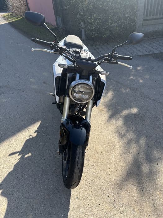 Honda cb125r 2018r