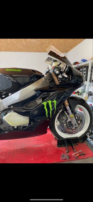Kawasaki zxr 400