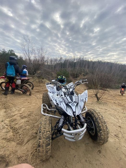 Yamaha raptor 250