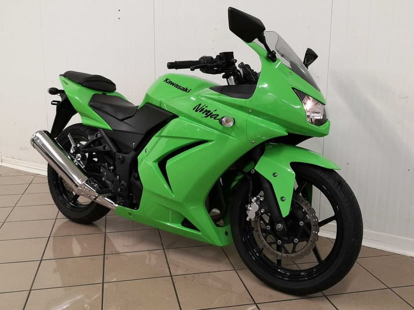 REZERWACJA Kawasaki  250 R  NINJA  Tylko 014000 km !!!