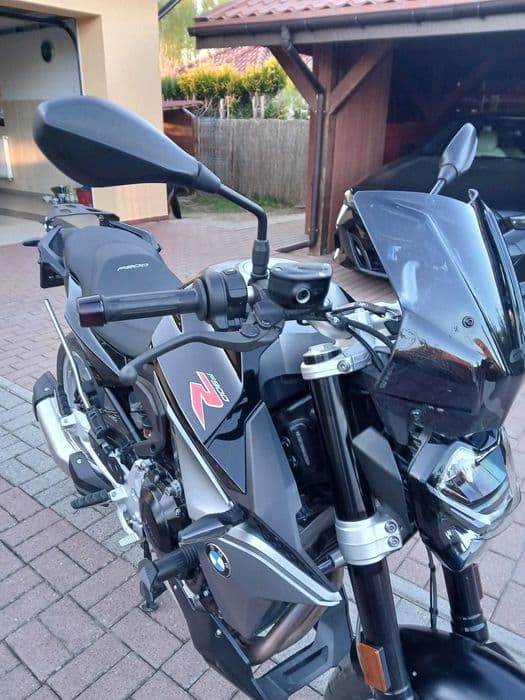 motocykl BMW F900R stan idealny