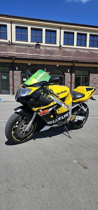 Gsx-r 600 2002r. Dużo dodatków