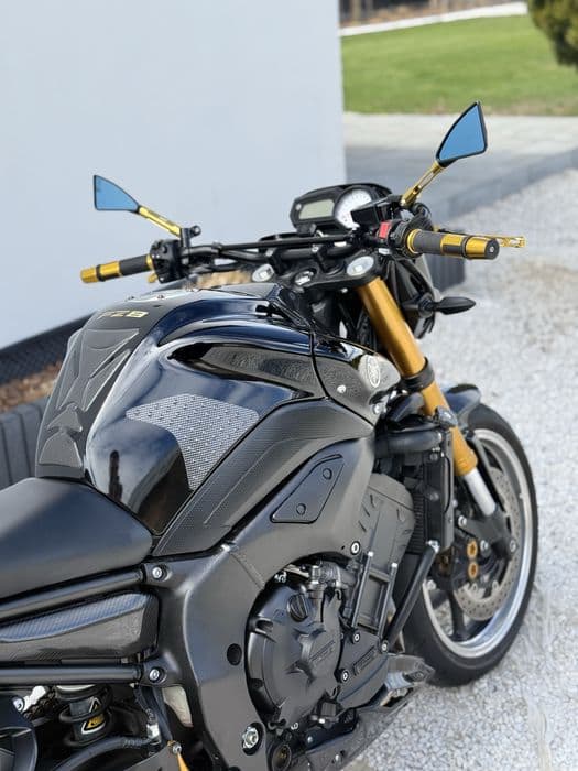 Yamaha FZ8N-Carbon & black- doinwestowana- bardzo ładny stan- Polecam