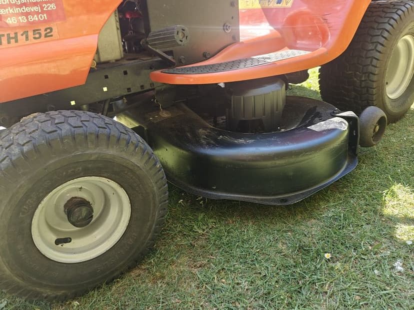 Husqvarna LTH152