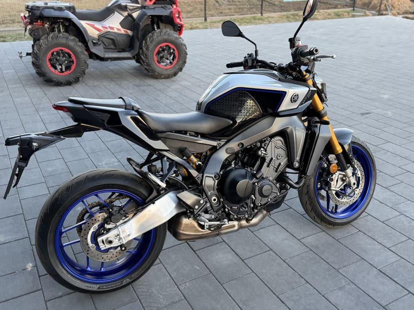 Yamaha Mt09 SP ohlins z 2024 tylko 4500km przebiegu Salon Polska