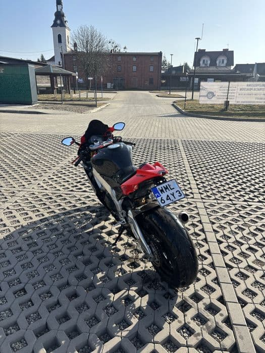 Aprilia Rsv4 Factory