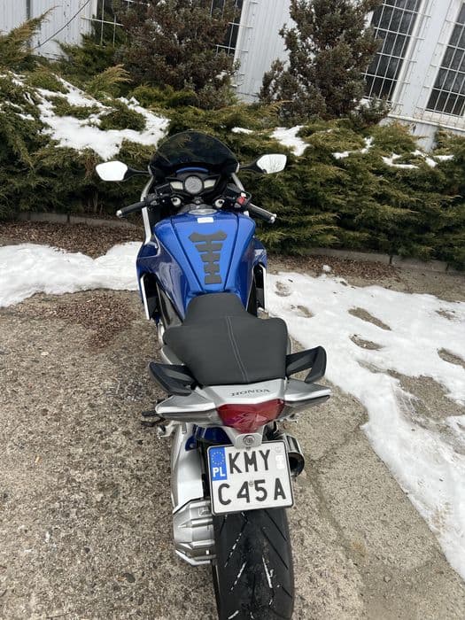Honda vfr1200 rok 2010 (nie bmw, kawassaki, suzuki, ducati)