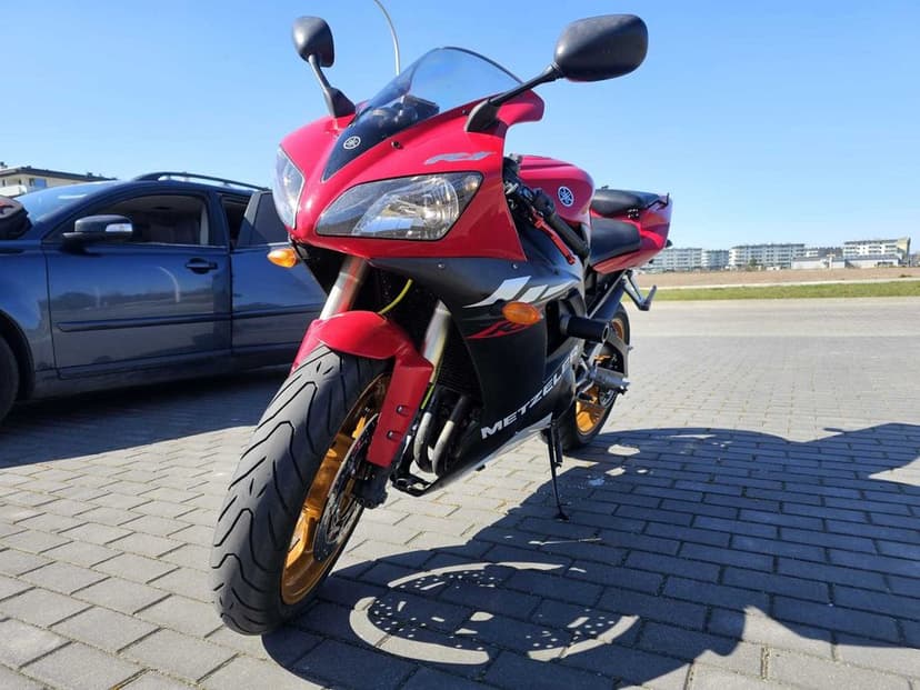 Yamaha r1 rn09 Doinwestowana .Gotowa do sezonu