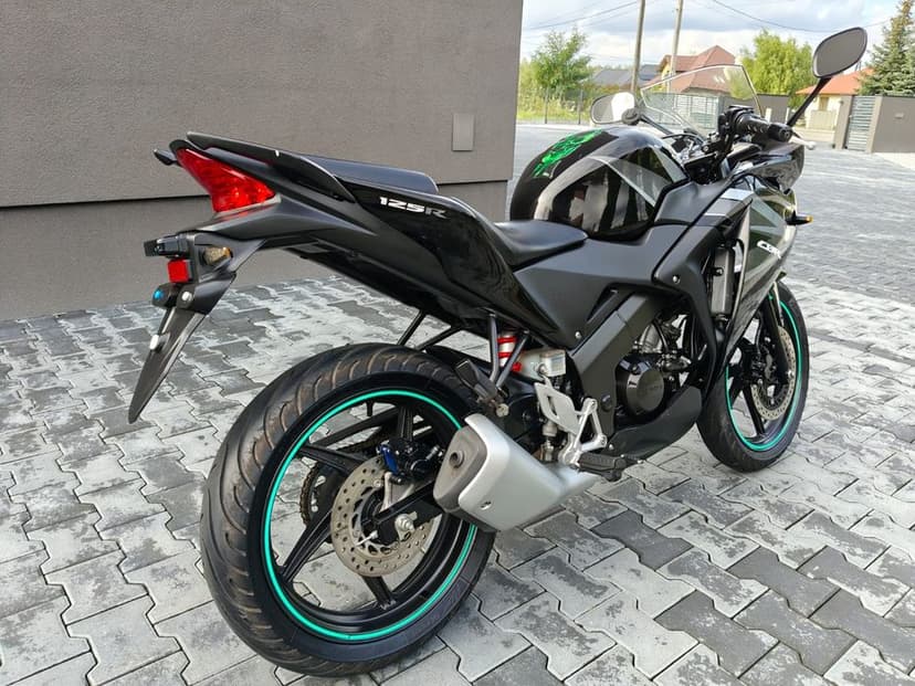 Honda CBR 125  jc50 Raty Transport