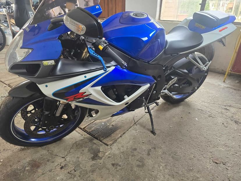 Suzuki GSXR K7 2007rok