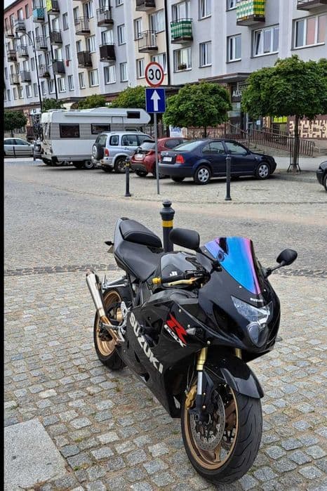 Na sprzedaż SUZUKI gsxr600