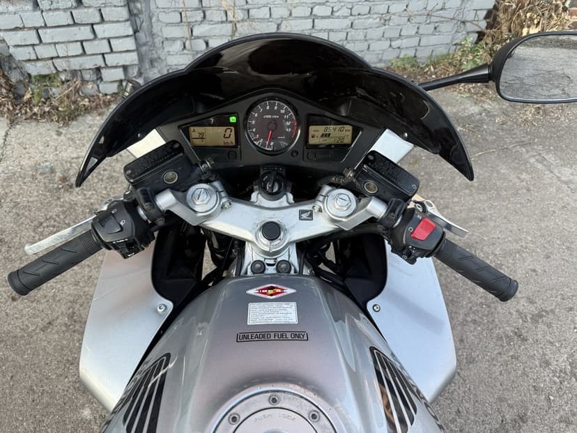 Honda VFR 800 wtrysk