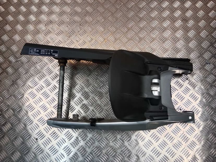Aprilia RS 660 Wahacz Tył Tylny Błotnik Zawieszenie Tylne 20-25