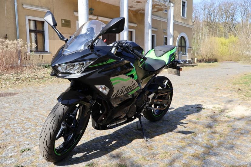 Kawasaki Ninja 400