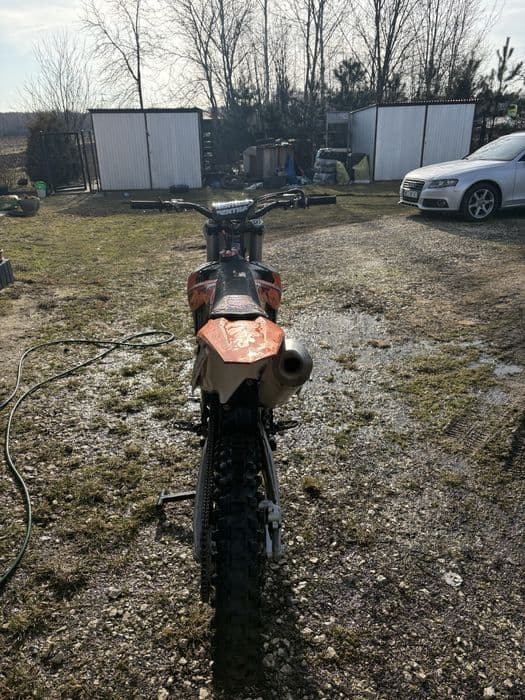 Ktm sxf 350.