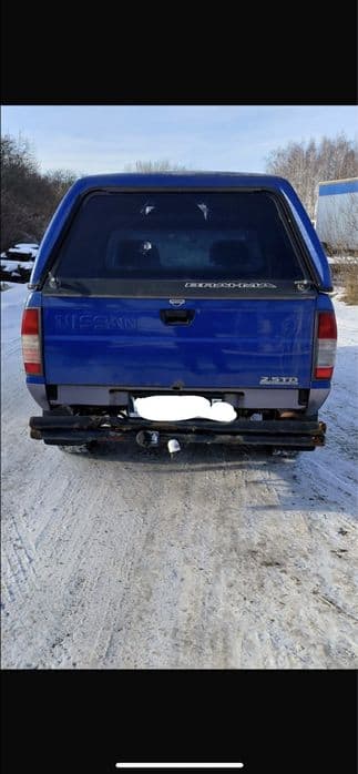 Nissan Navara d22 np300 paka zabudowa burta lampy