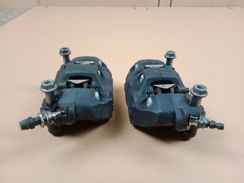 Bmw R1250 GS K50 K51 Zaciski Hamulcowe Przód Zacisk Hamulcowy L + P