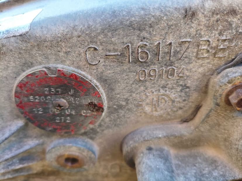 Skrzynia Biegów Reduktor Jeep Cherokee Iii Kj 4X4