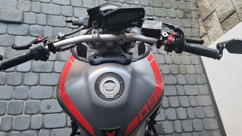 Yamaha MT 09, przebiegiem 20tys. PERŁA, prywatne