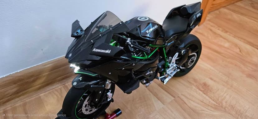 Kawasaki Ninja H2R model w skali 1:6- LED, Dymienie, dźwięki silnika