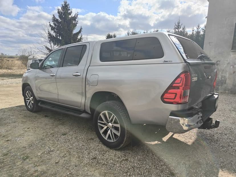 Toyota Hilux 2020r.