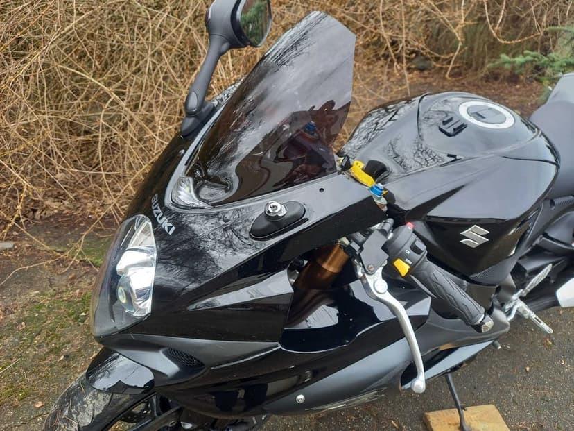 Suzuki Gsx-R 1000 K8 2008 rok polecam