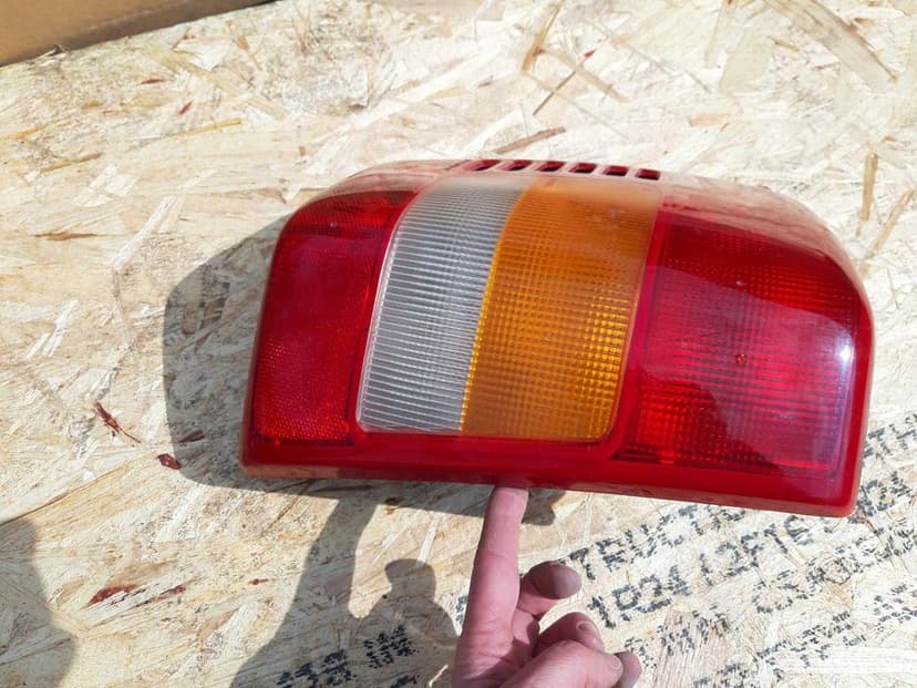 Lampa lewa Jeep Grand Cherokee WJ oryginał