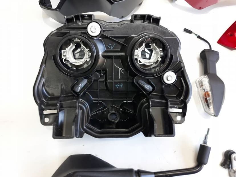 kawasaki z900 lampa czasza czacha owiewka podnóżek