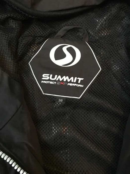 Sportowa kurtka Summit wiosna góry softshell  wodoodporna M 38