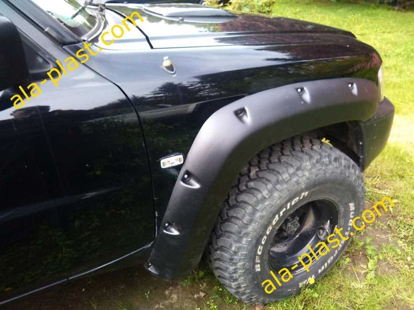 Nissan Patrol GU4 Y61 - 3 drzwi - poszerzenia nadkoli - błotników