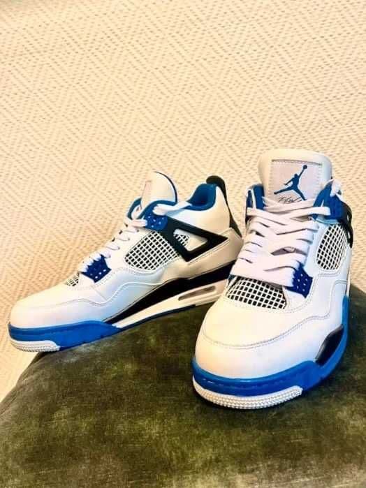 Buty sportowe Jordan_4_retro_Motorsports R.40