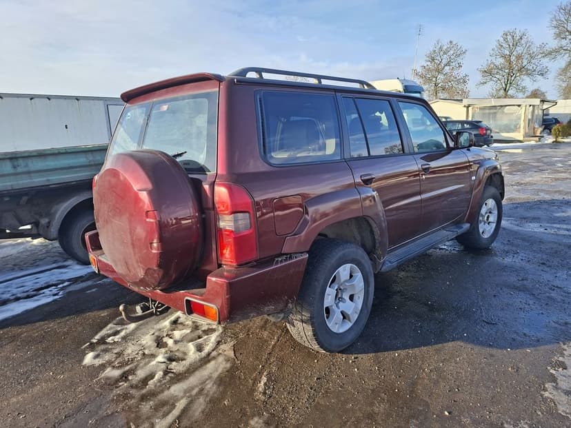 Nissan patrol gu4  automat