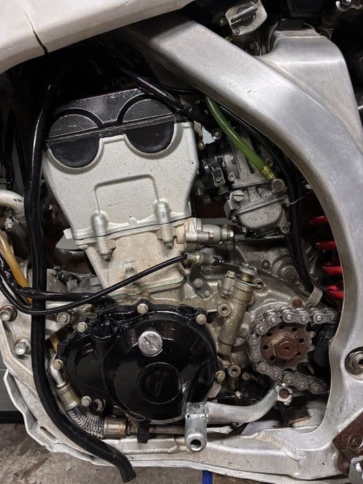 Yamaha yzf 250 igła