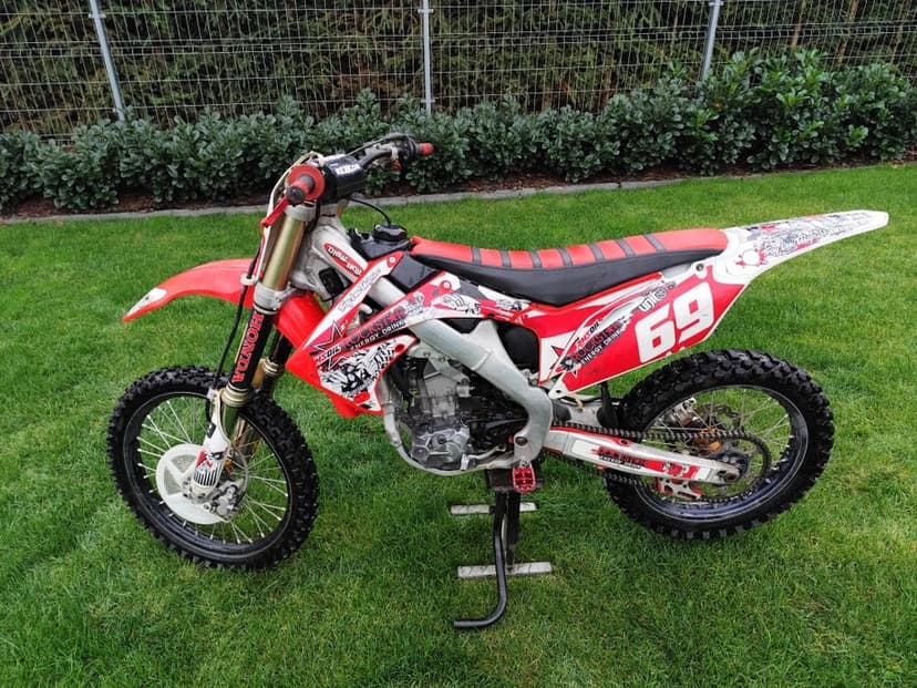 Honda crf 250 cross
