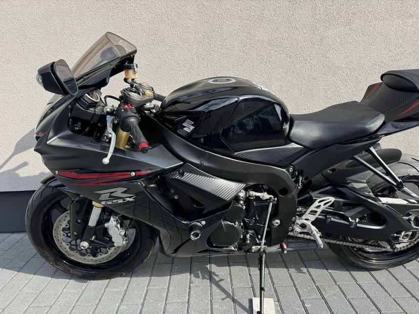 Suzuki GSXR 750 11r. L1