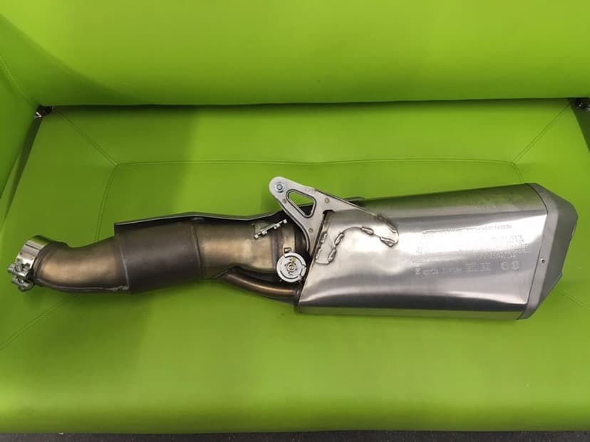 Wydech tłumik Aprilia Tuono 1100 V4