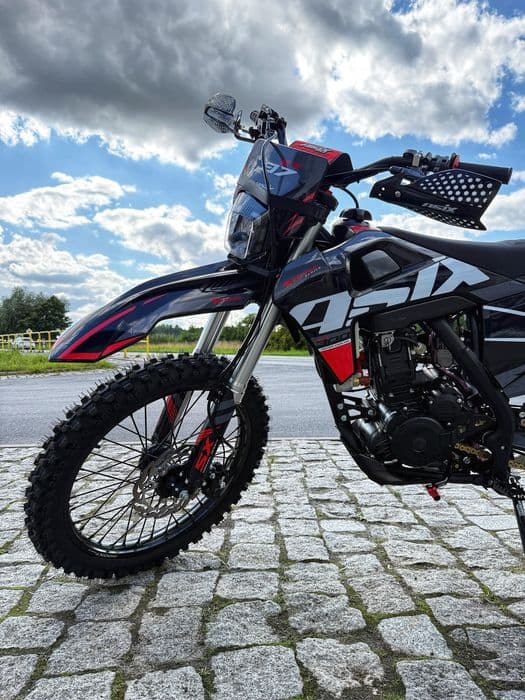 ASIX XT 97, 2025 ROK, 300cm3