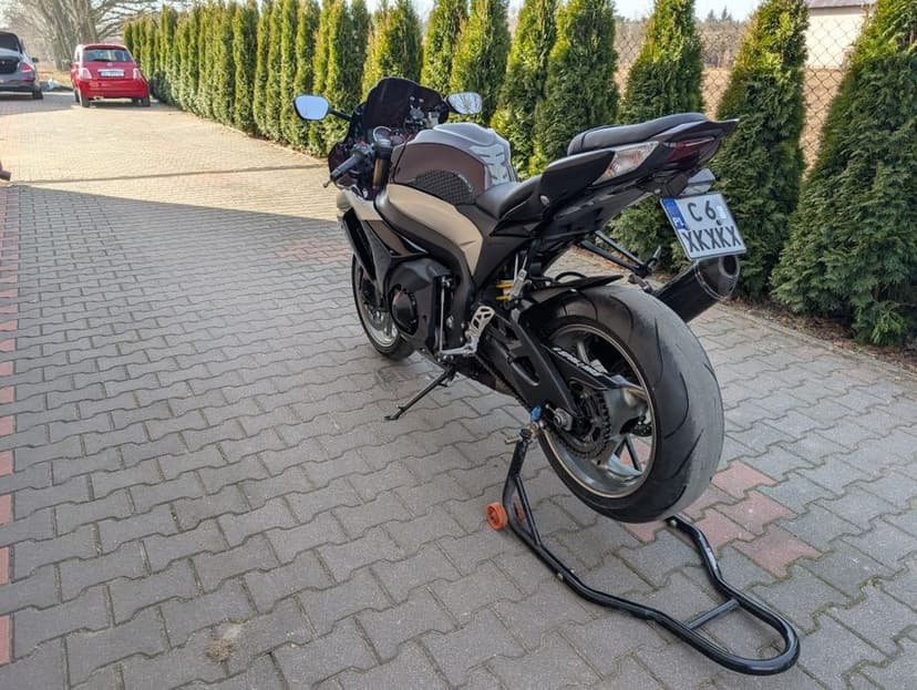 Suzuki gsxr 1000 K9/L4