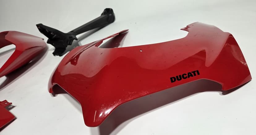 Ducati Panigale V4 18+ owiewki, czasza
