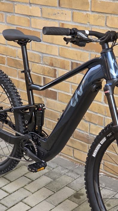 Nowy rower elektryczny Full suspension Giant Liv Embolden E+ 2 29" L