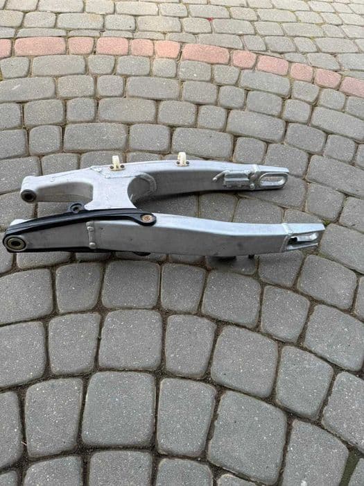 Kawasaki KXF KLX 250 / 450 Wahacz tyl OEM 2012-2023