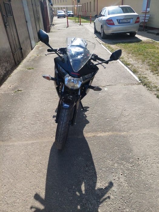 Motocykl Honda CBR 125 R