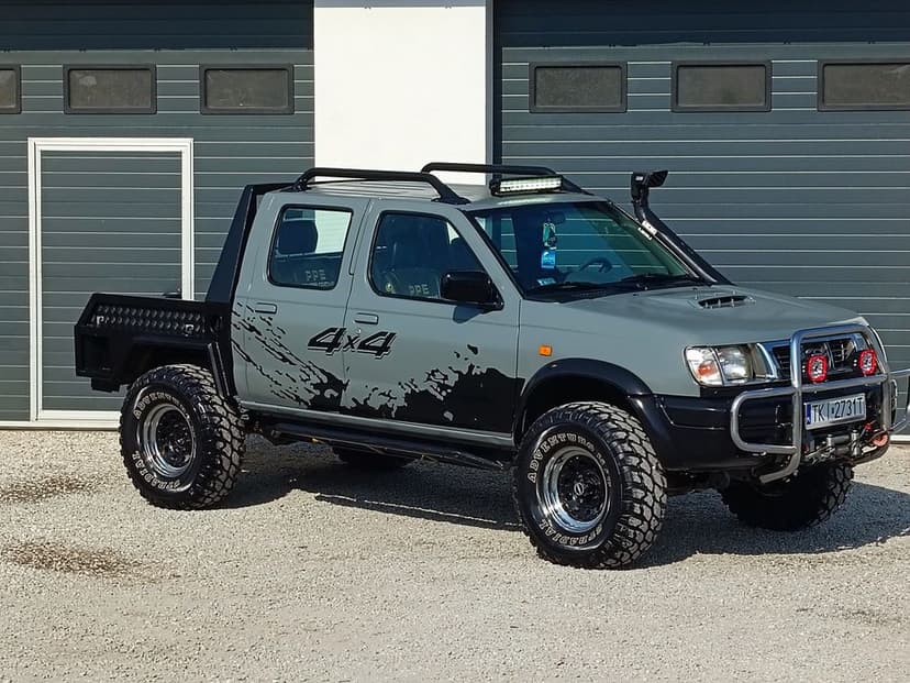 Nissan Navara Terenowy ładny stan