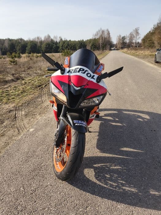 Honda CBR 600rr 2010 r wersja repsol przygotowana do sezonu