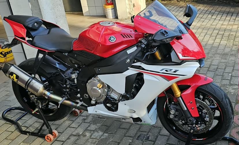 Yamaha r1 rn32 2016