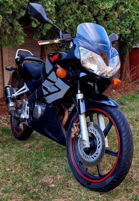 Honda CBR 125R JC34 • 39 tyś. km • Nowe opony • Tylko do 1 kwietnia