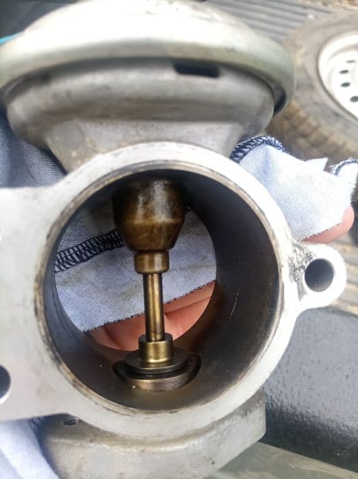 Zawór EGR toyota hilux 2009 rok 3.0