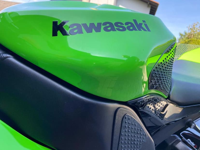 Kawasaki ZX10R 2008 III gen